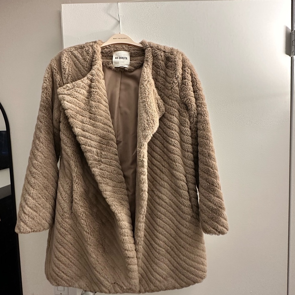 Fur coat